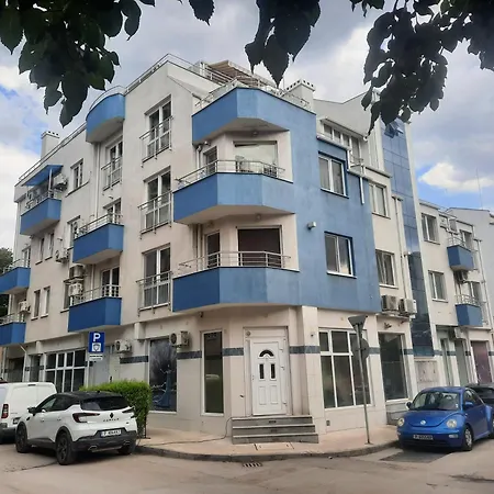 Mdm Center Апартаменты *